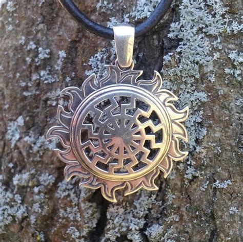 The Sun Wheel Amulet and its Connection to the Summer Solstice